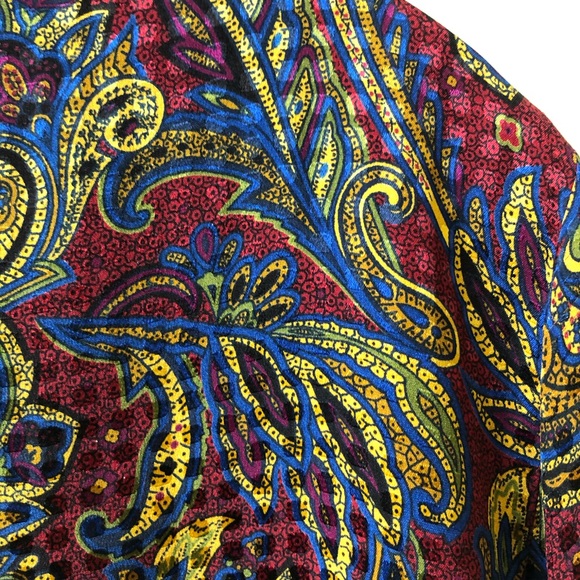 Fun patterned short sleeved button down! - Picture 6 of 6